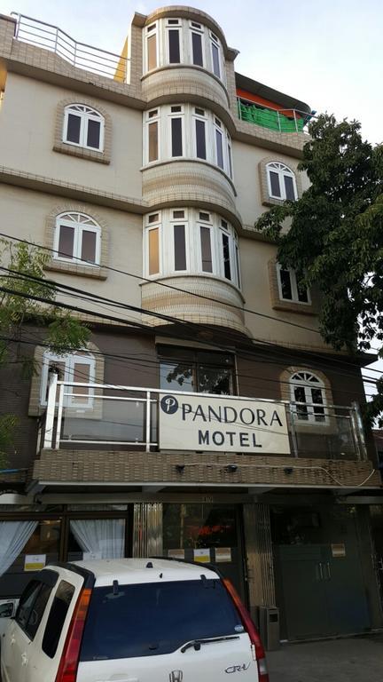 Pandora Motel Янгон Екстер'єр фото